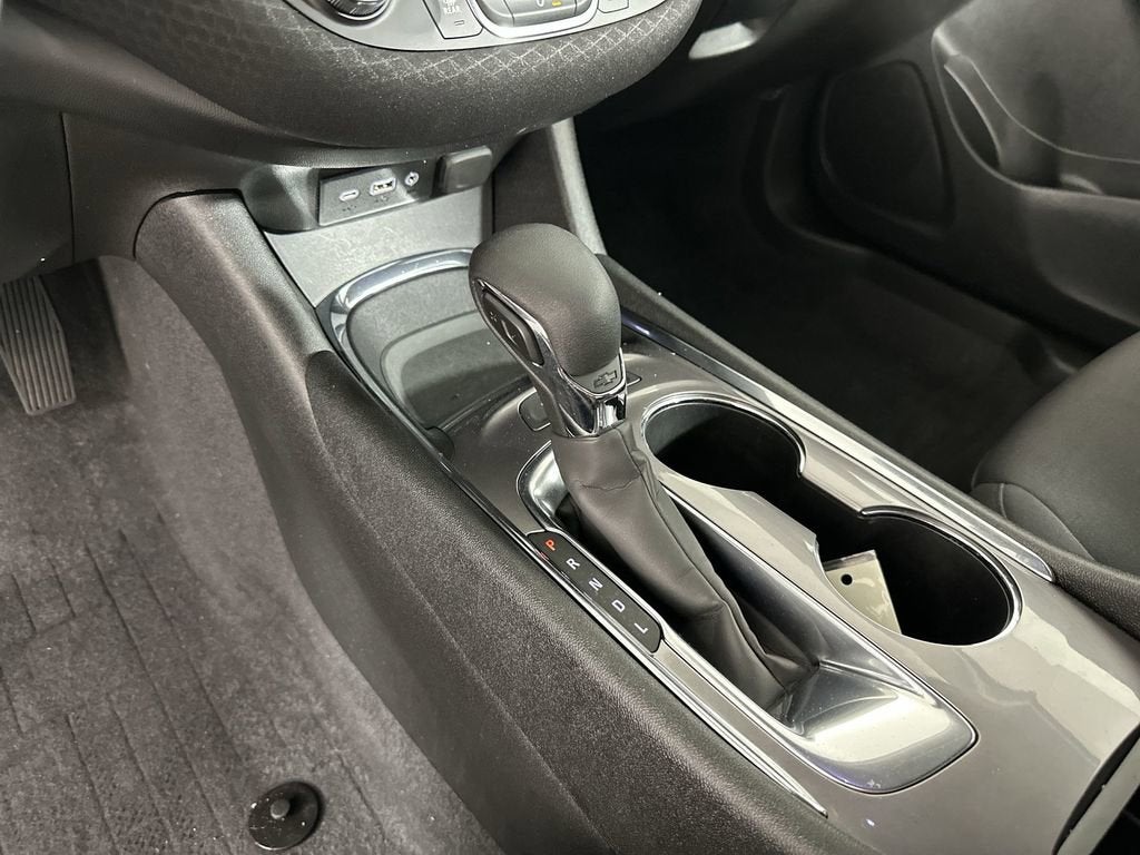 2022 Chevrolet Malibu LS