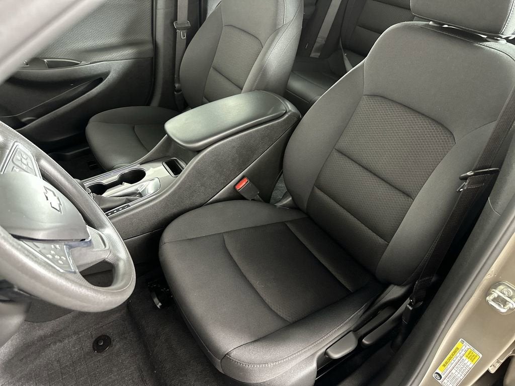 2022 Chevrolet Malibu LS