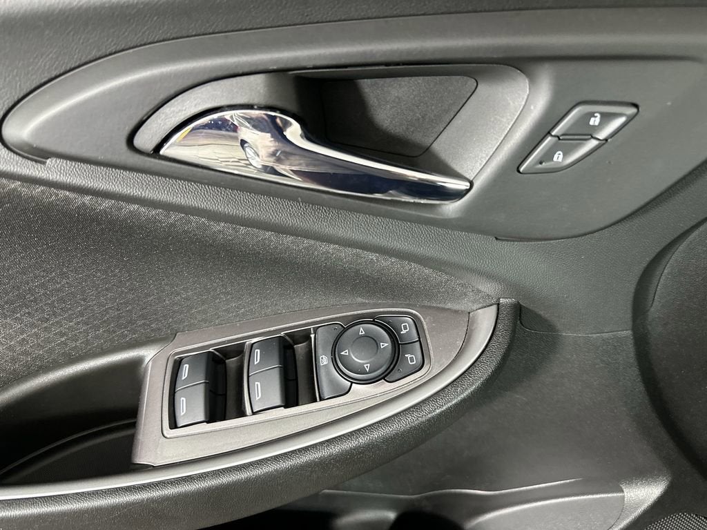 2022 Chevrolet Malibu LS