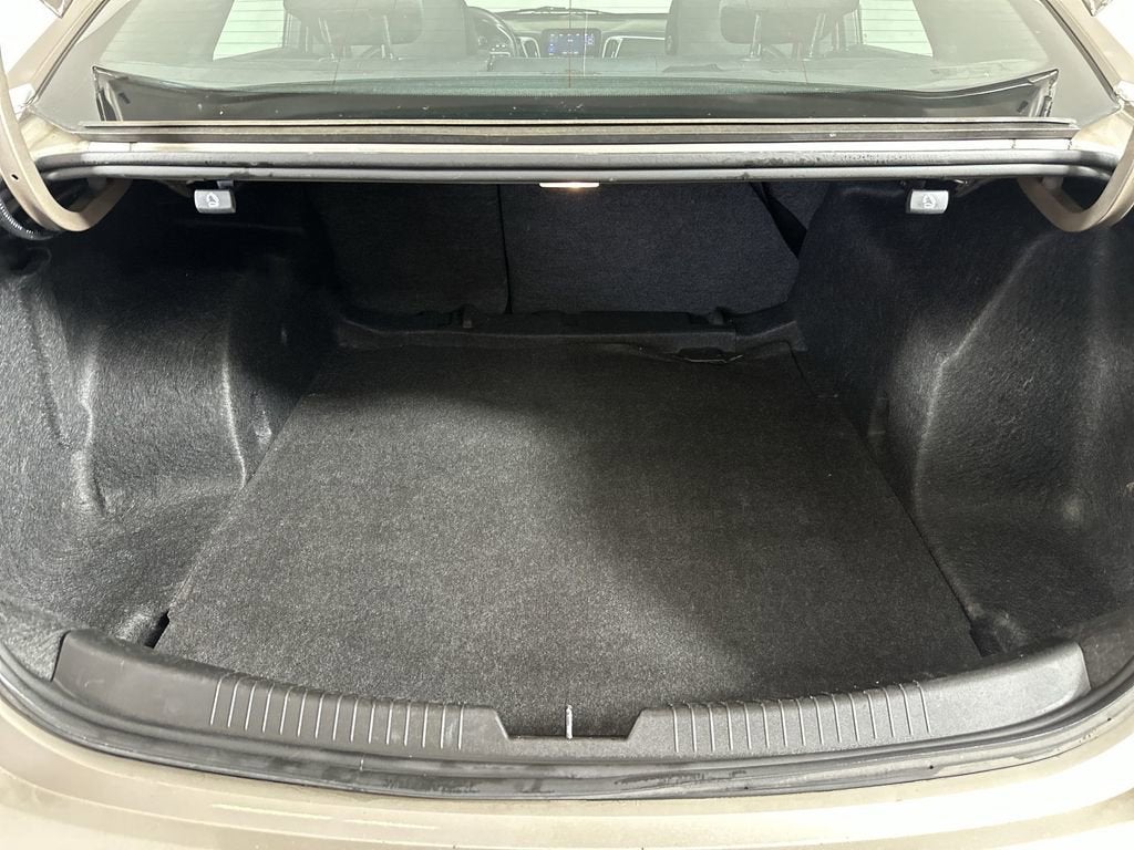 2022 Chevrolet Malibu LS