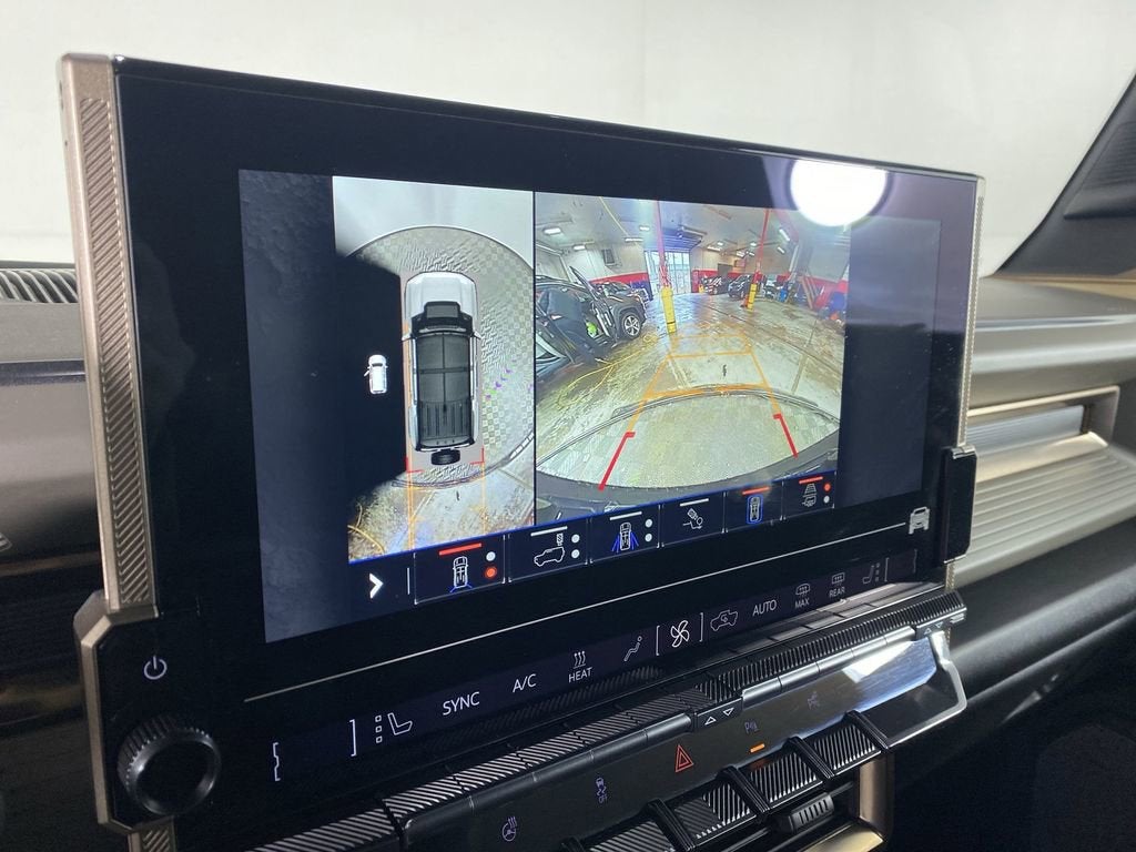 2025 GMC HUMMER EV SUV 2X