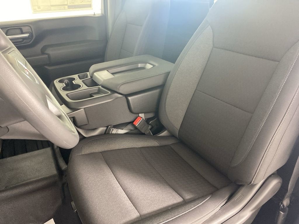 2025 GMC Sierra 2500 HD Pro