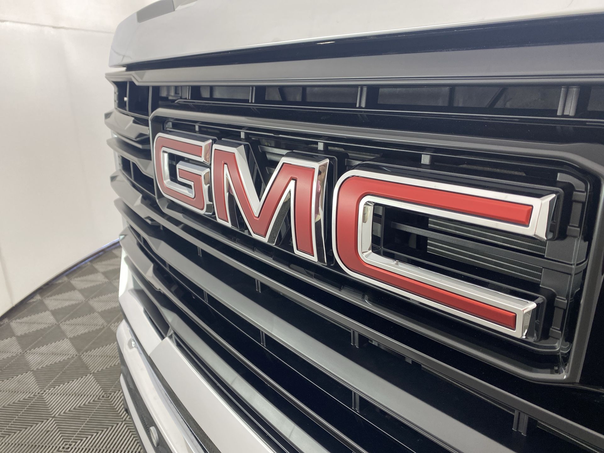 2025 GMC Sierra 2500 HD Pro