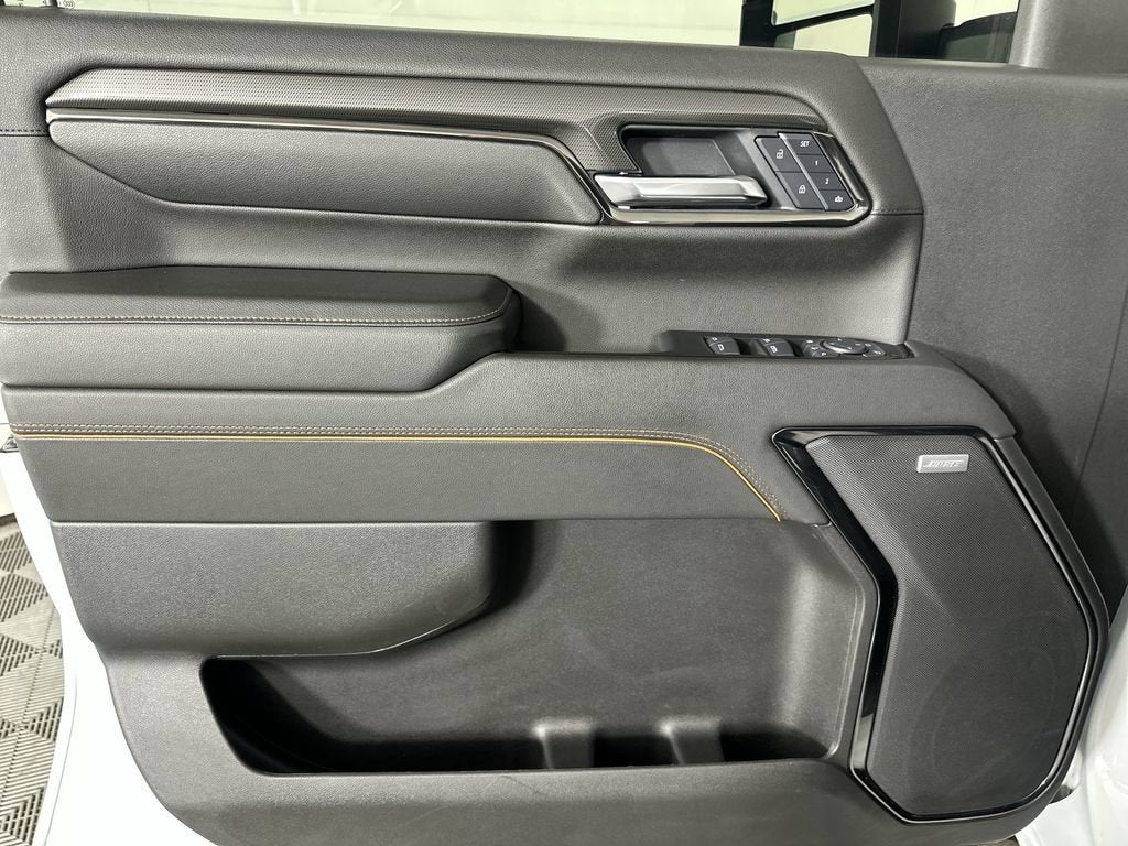 2025 GMC Sierra 3500 HD AT4