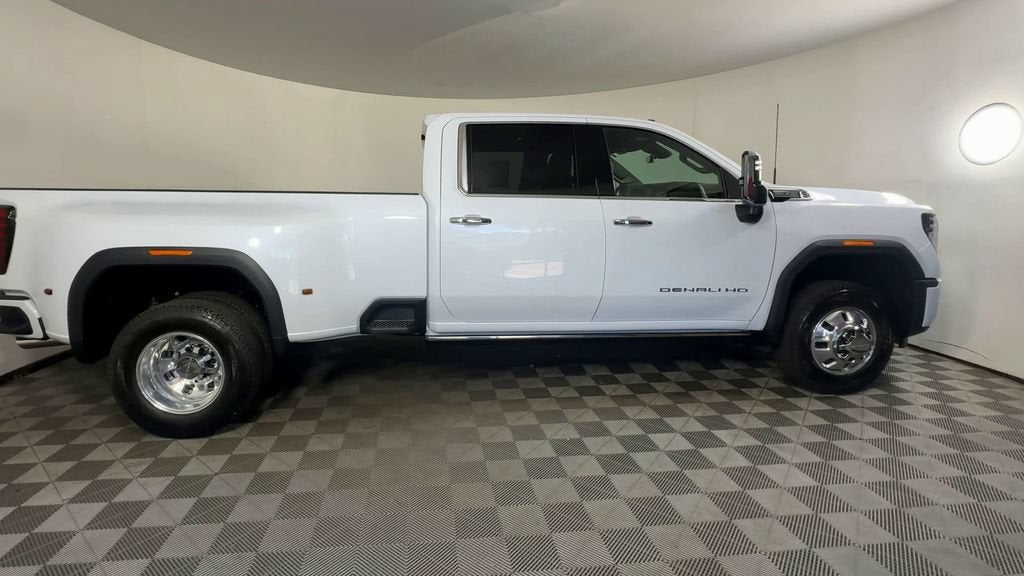 2026 GMC Sierra 3500 HD Denali DRW