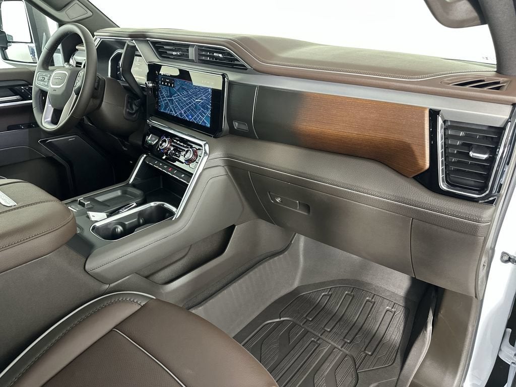 2026 GMC Sierra 3500 HD Denali DRW