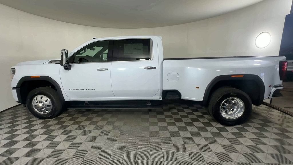 2026 GMC Sierra 3500 HD Denali DRW