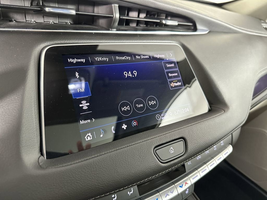 2023 Cadillac XT4 Luxury