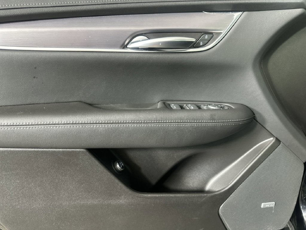 2023 Cadillac XT5 FWD Luxury