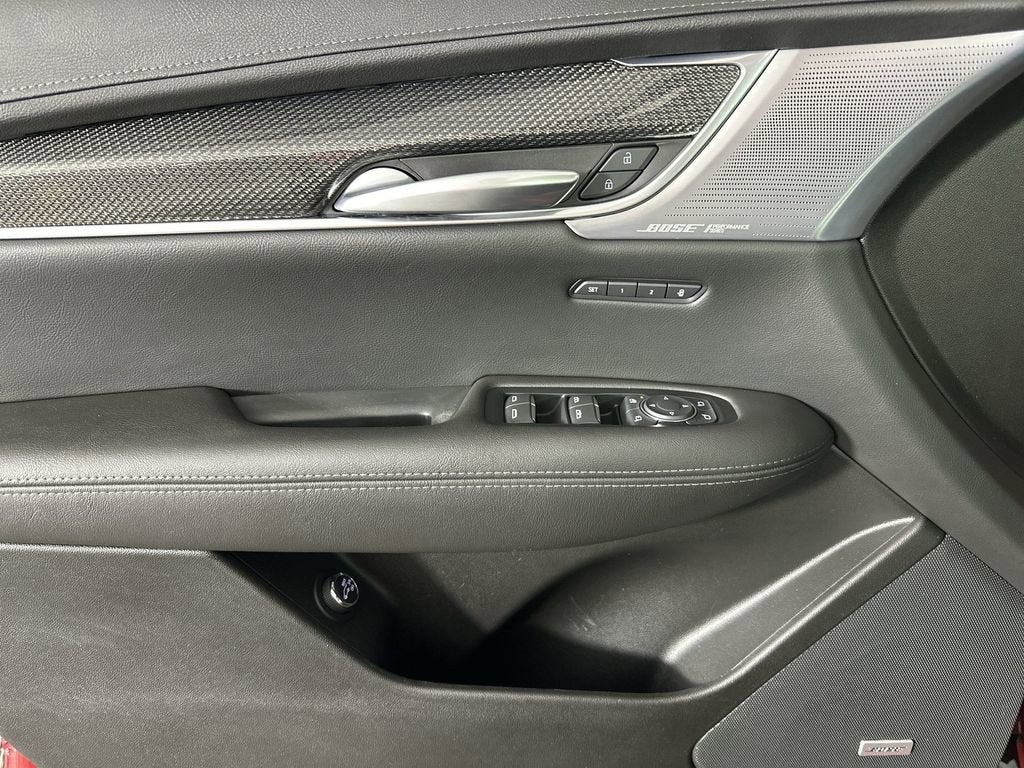 2023 Cadillac XT5 Sport