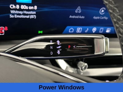 2024 Cadillac LYRIQ Luxury 3