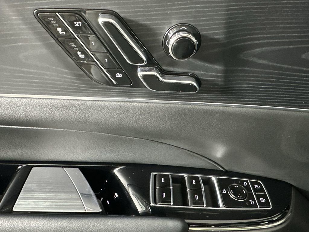 2024 Cadillac LYRIQ Sport 1