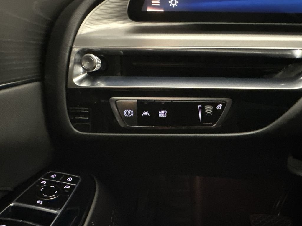 2024 Cadillac LYRIQ Sport 1