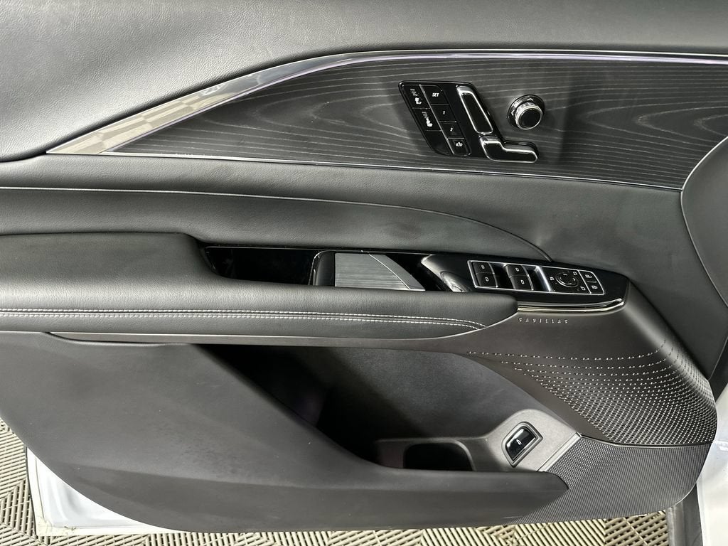 2024 Cadillac LYRIQ Sport 1