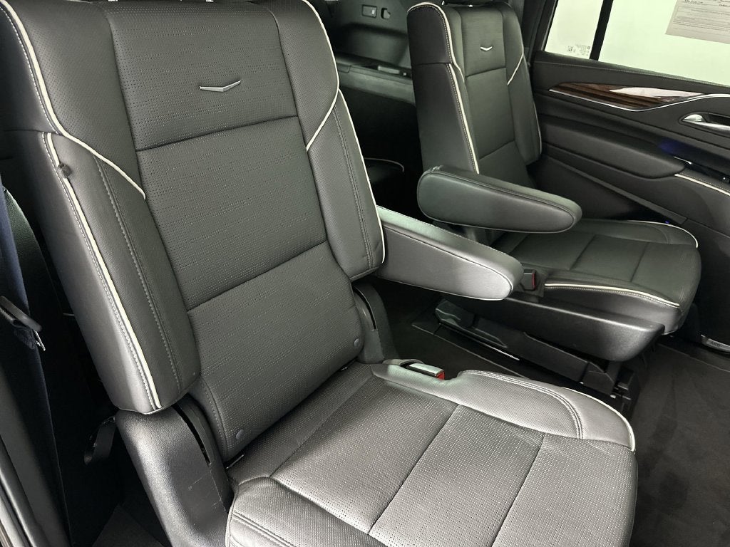 2023 Cadillac Escalade ESV 4WD Premium Luxury