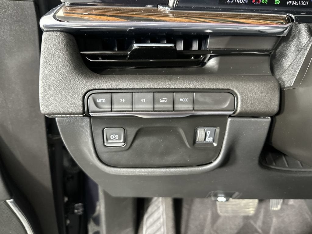 2023 Cadillac Escalade ESV Premium Luxury