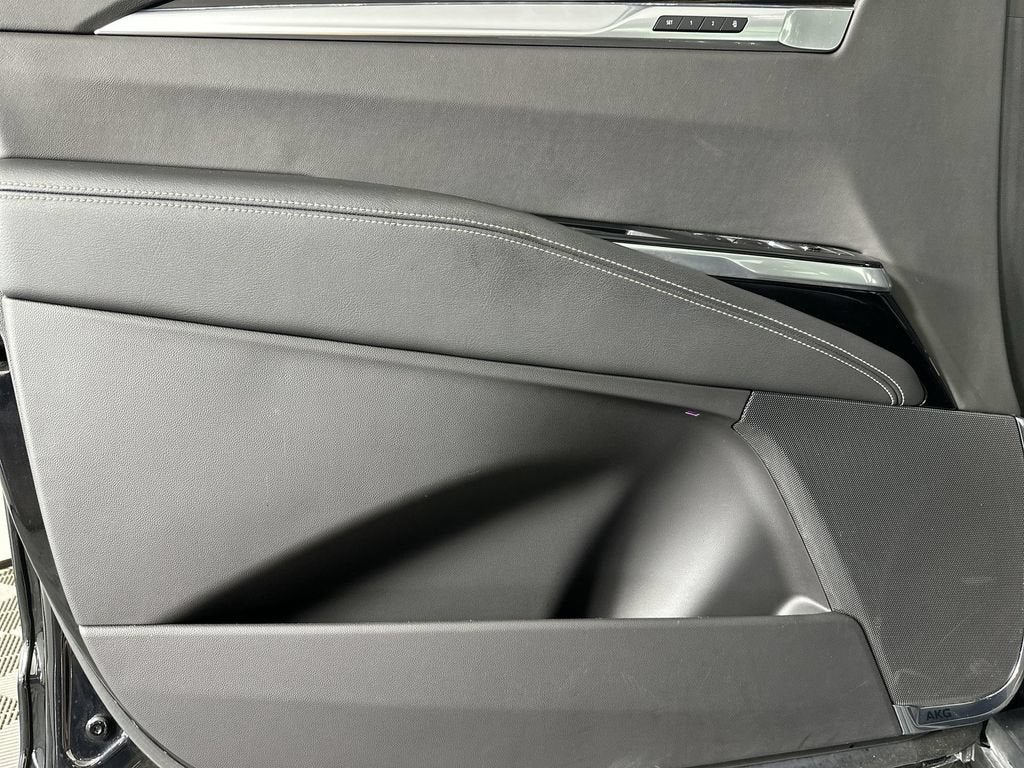 2025 Cadillac Escalade Premium Luxury