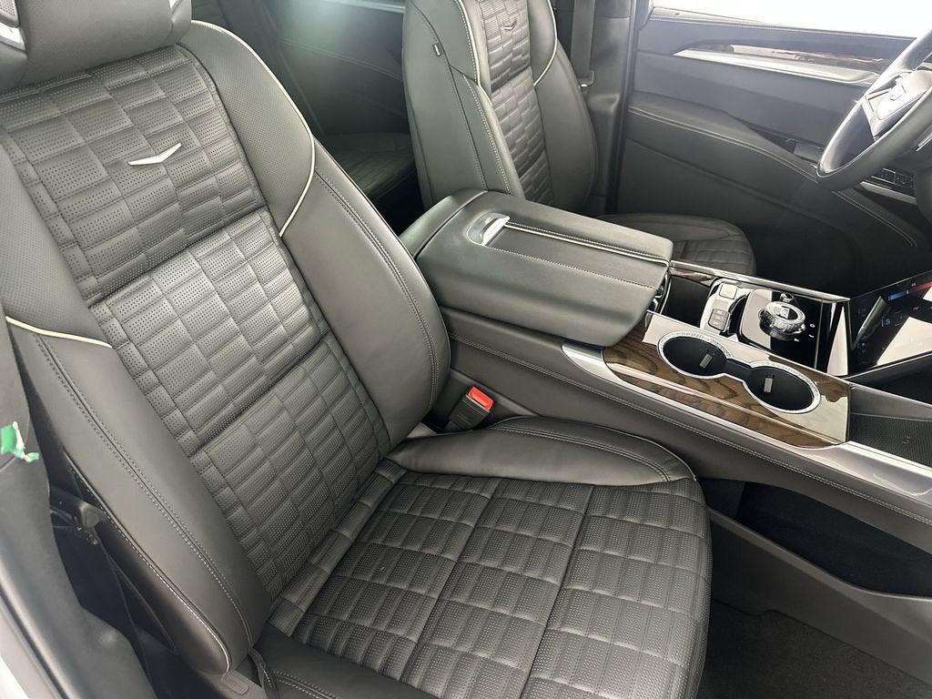 2026 Cadillac Escalade Platinum Luxury