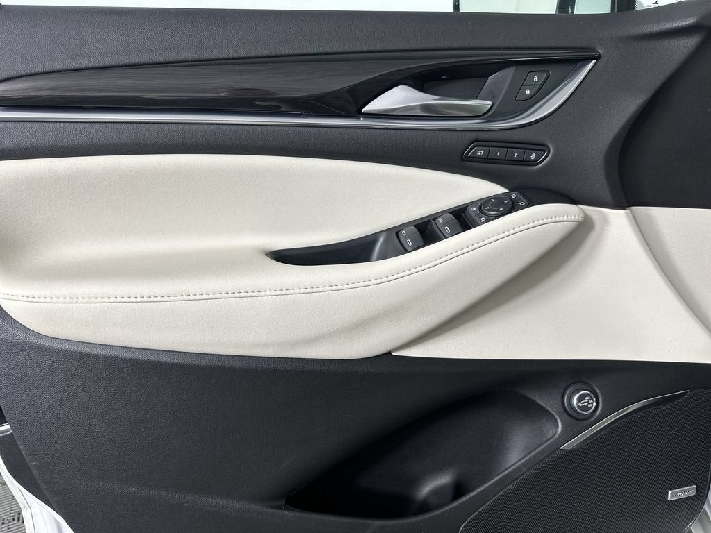 2022 Buick Enclave Premium