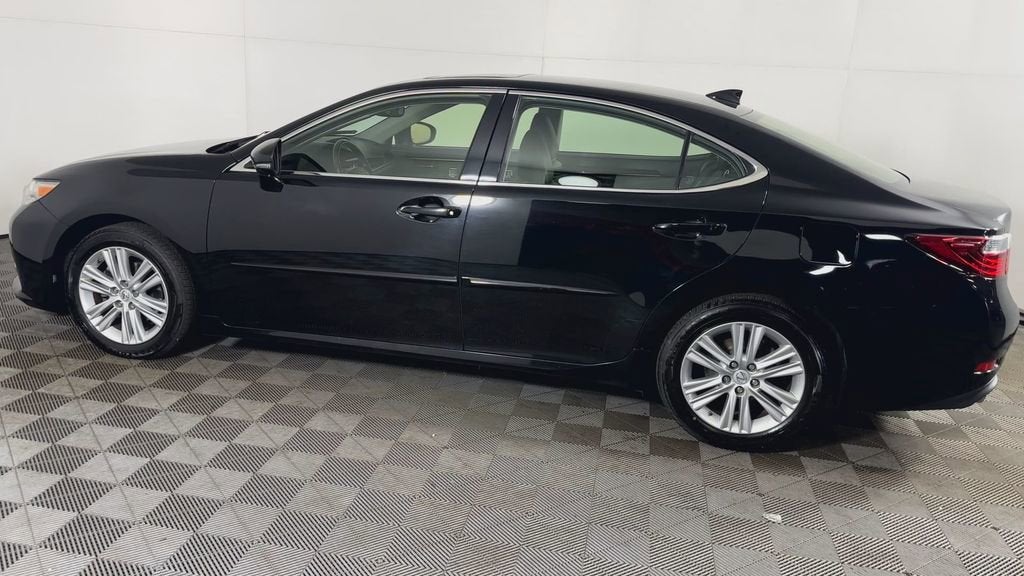 2015 Lexus ES 350 Crafted Line