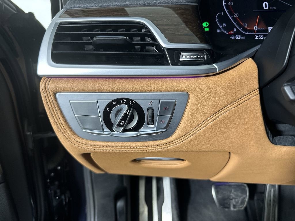 2022 BMW 740 i xDrive